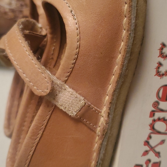 Shoes - Picture 5 of 5